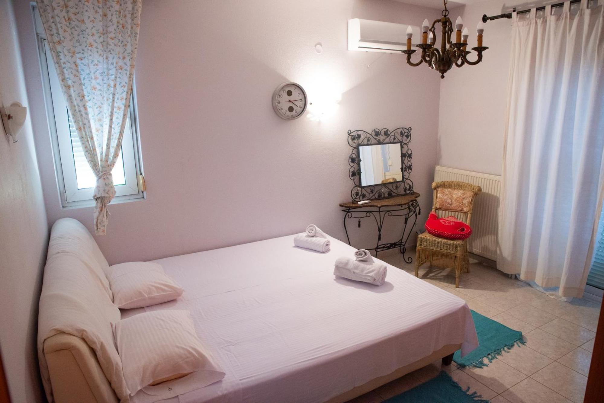 The Early Bird - Cosy 2-Floor House With Garden Villa Alexandroupoli Exterior photo