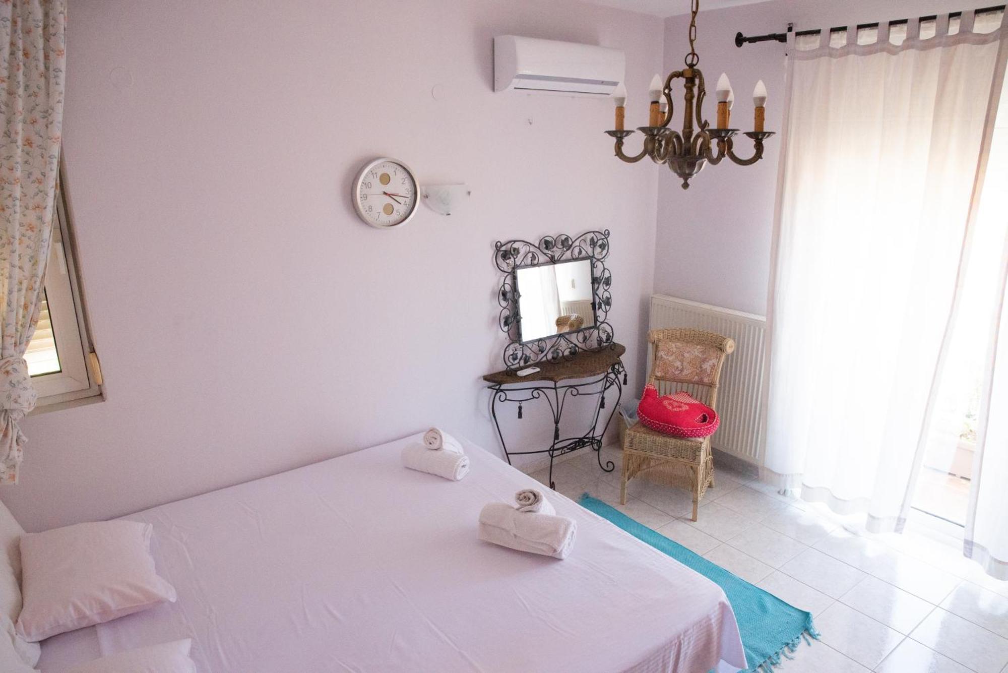 The Early Bird - Cosy 2-Floor House With Garden Villa Alexandroupoli Exterior photo